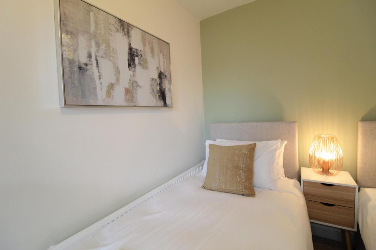 Alma House By 360Stays - Private Garden, Free Parking, Close To Oxford City Centre With Parking ภายนอก รูปภาพ