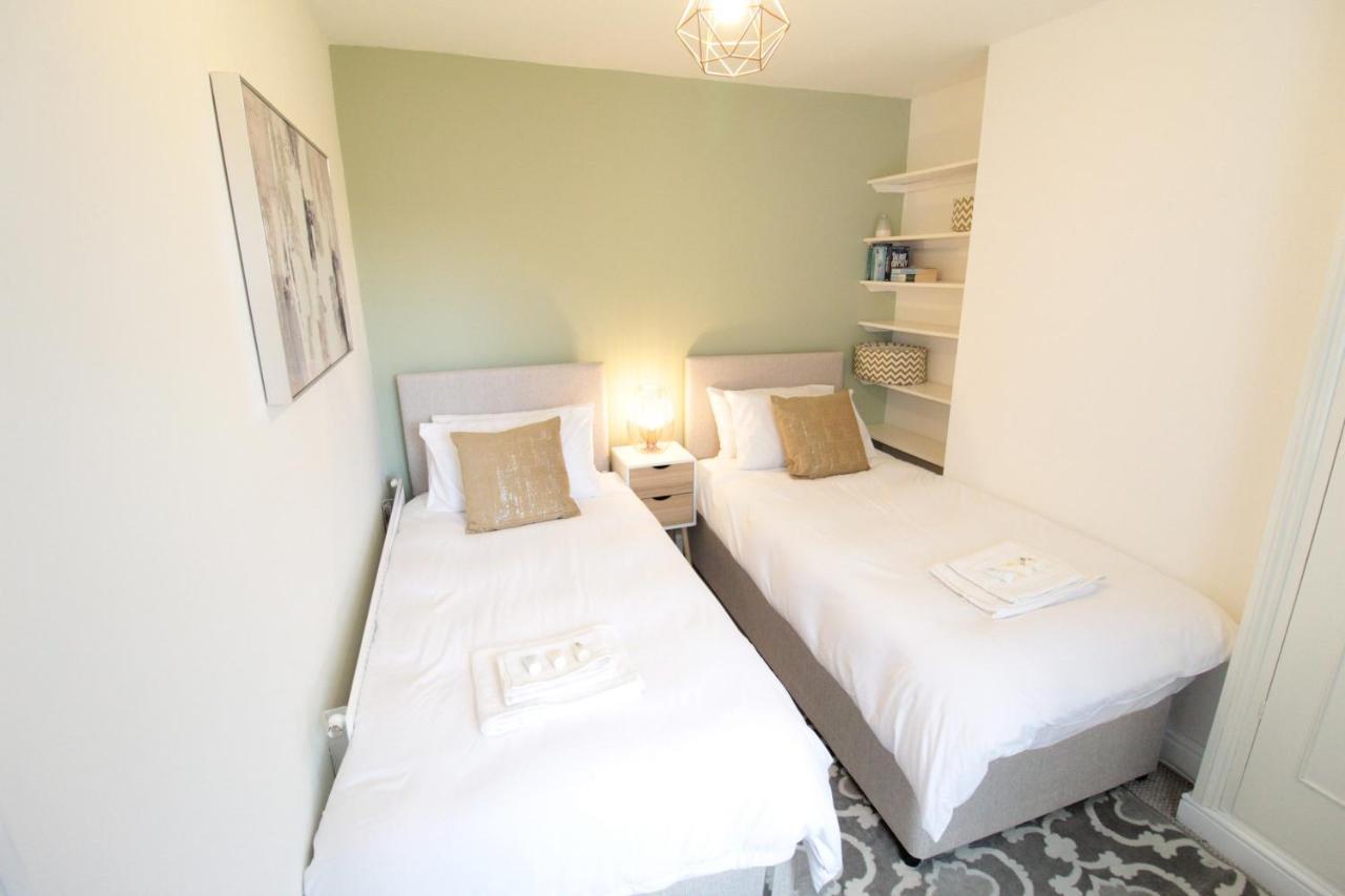 Alma House By 360Stays - Private Garden, Free Parking, Close To Oxford City Centre With Parking ภายนอก รูปภาพ